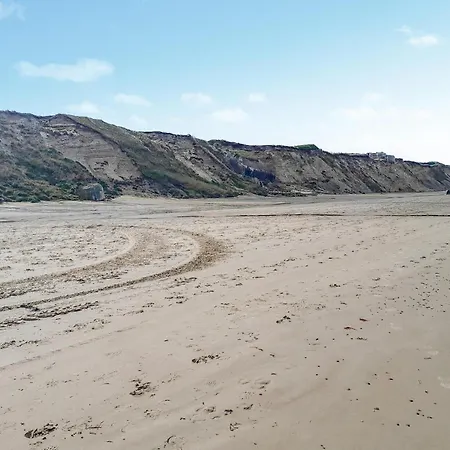 Апартаменты 1 Bedroom Amazing In *